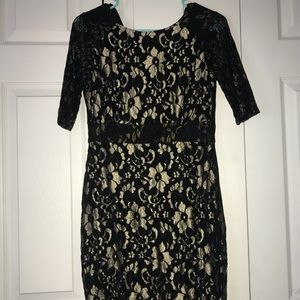 Juniors lace dress